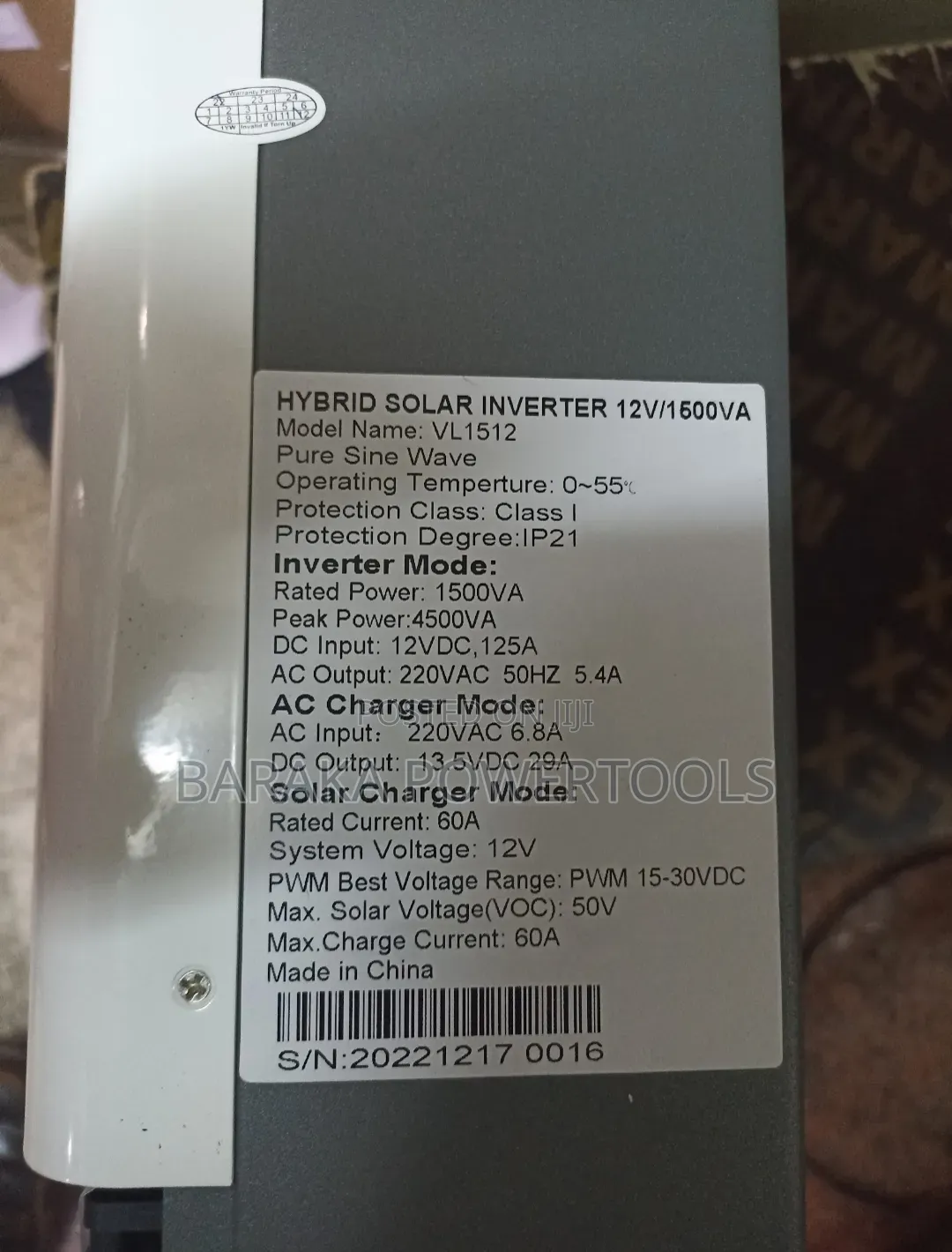 VL1512 Hybrid Solar Inverter, a 12V / 1500VA Pure Sine Wave Inverter.