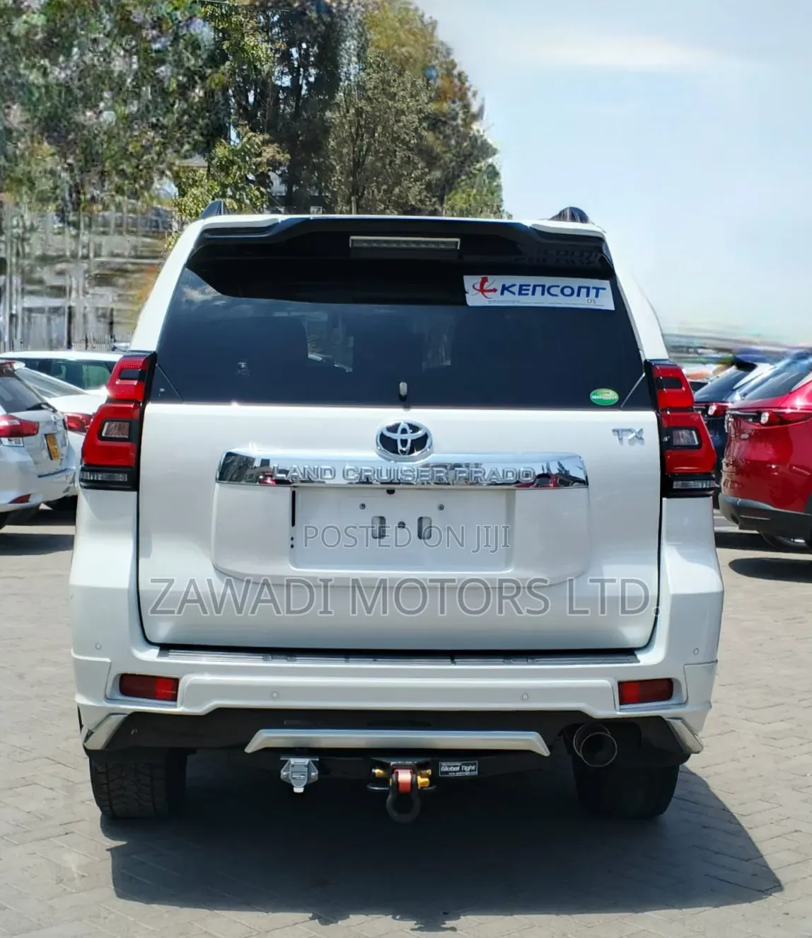 Toyota Land Cruiser Prado 2.8 2020 White