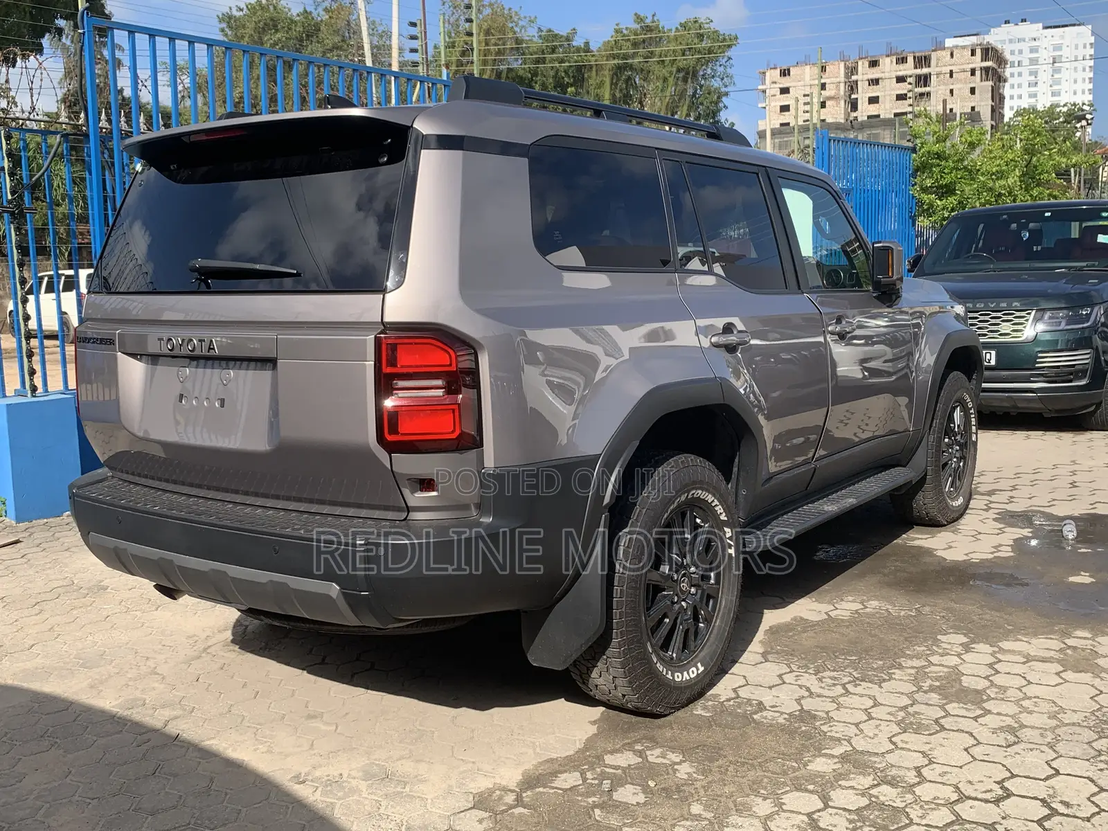 Toyota Land Cruiser Prado 2.7 2024 Silver