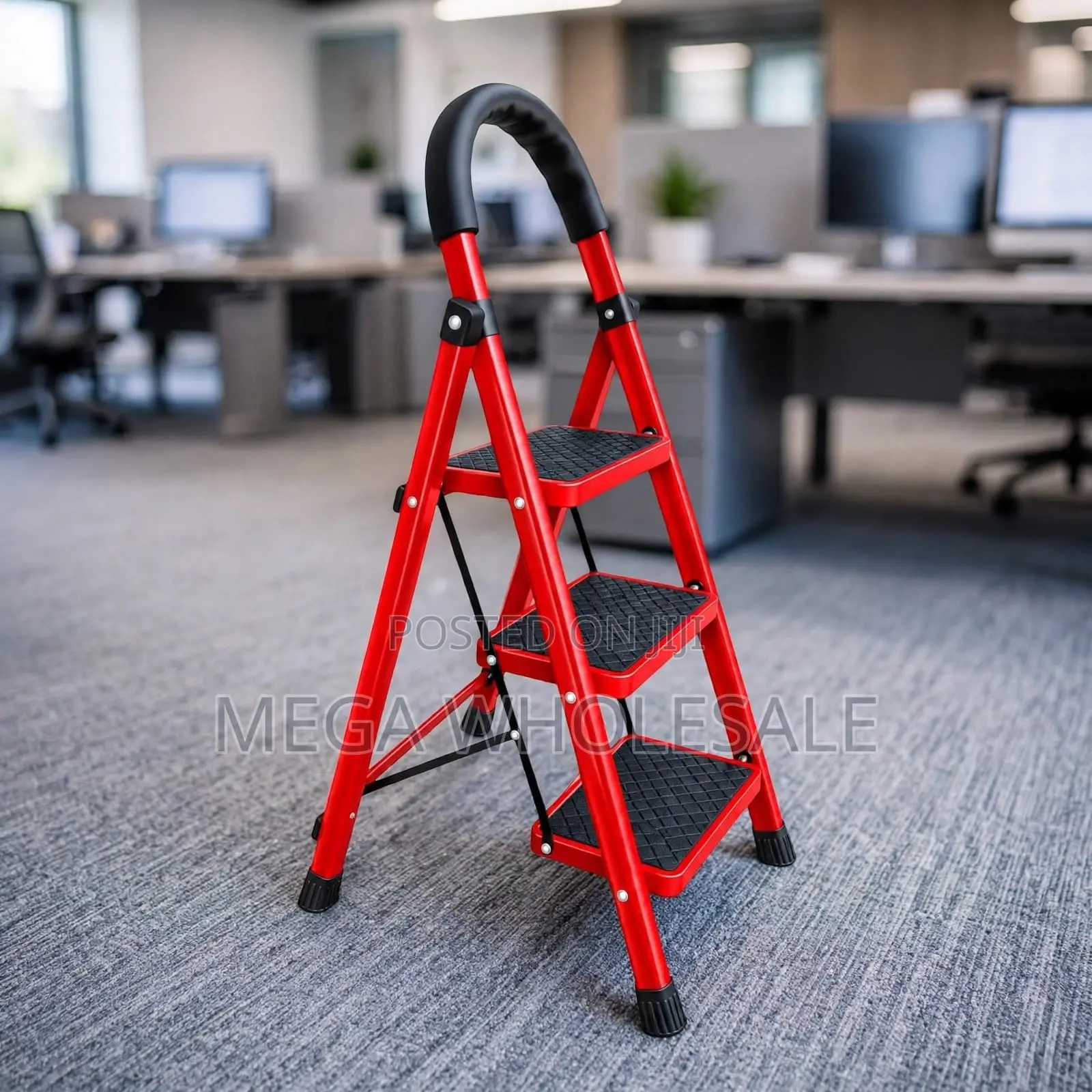 2,3,4 5 Step Folding Ladder Garage for Convenient Mobility