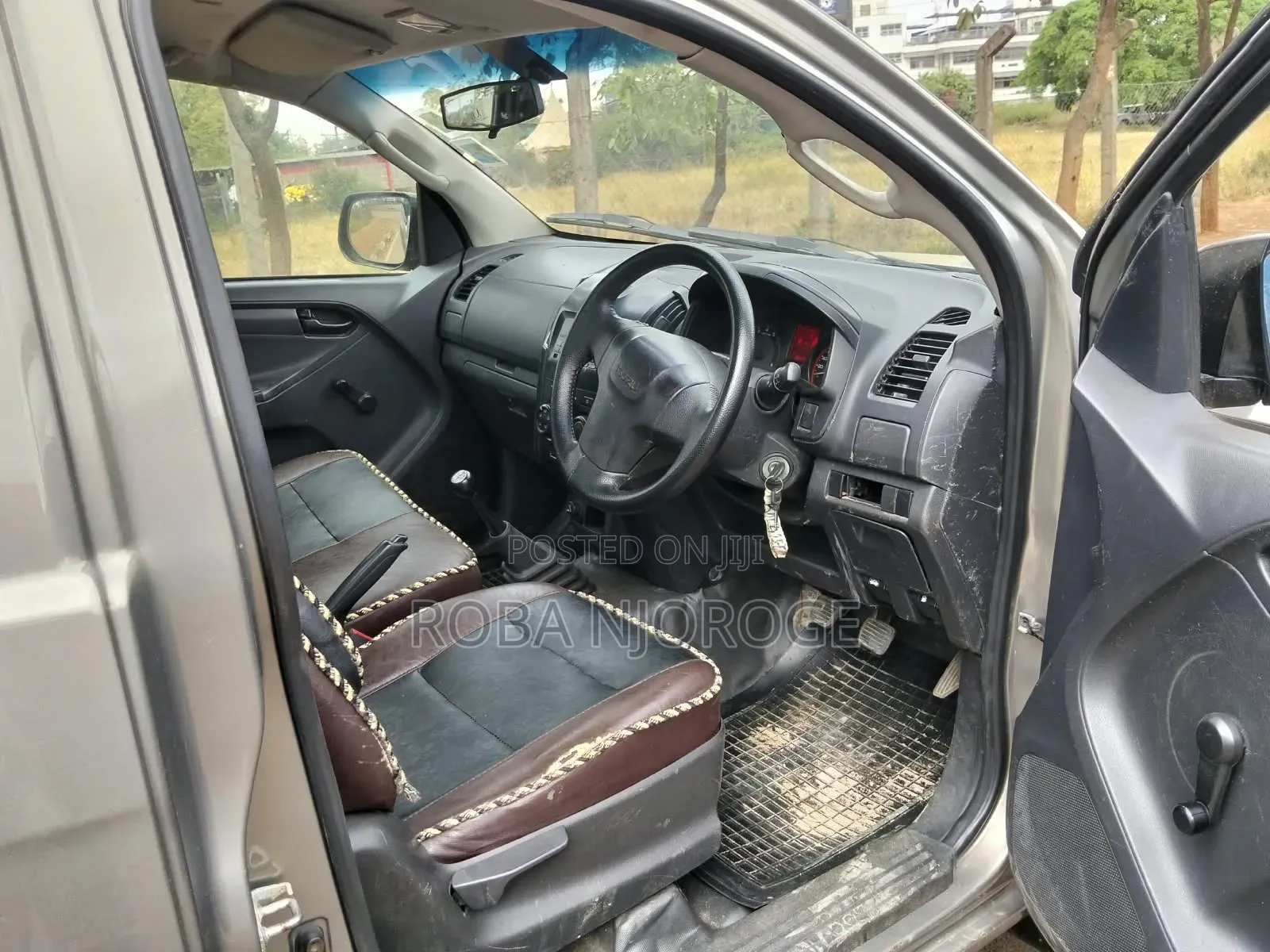 Isuzu D-MAX 2022 Beige