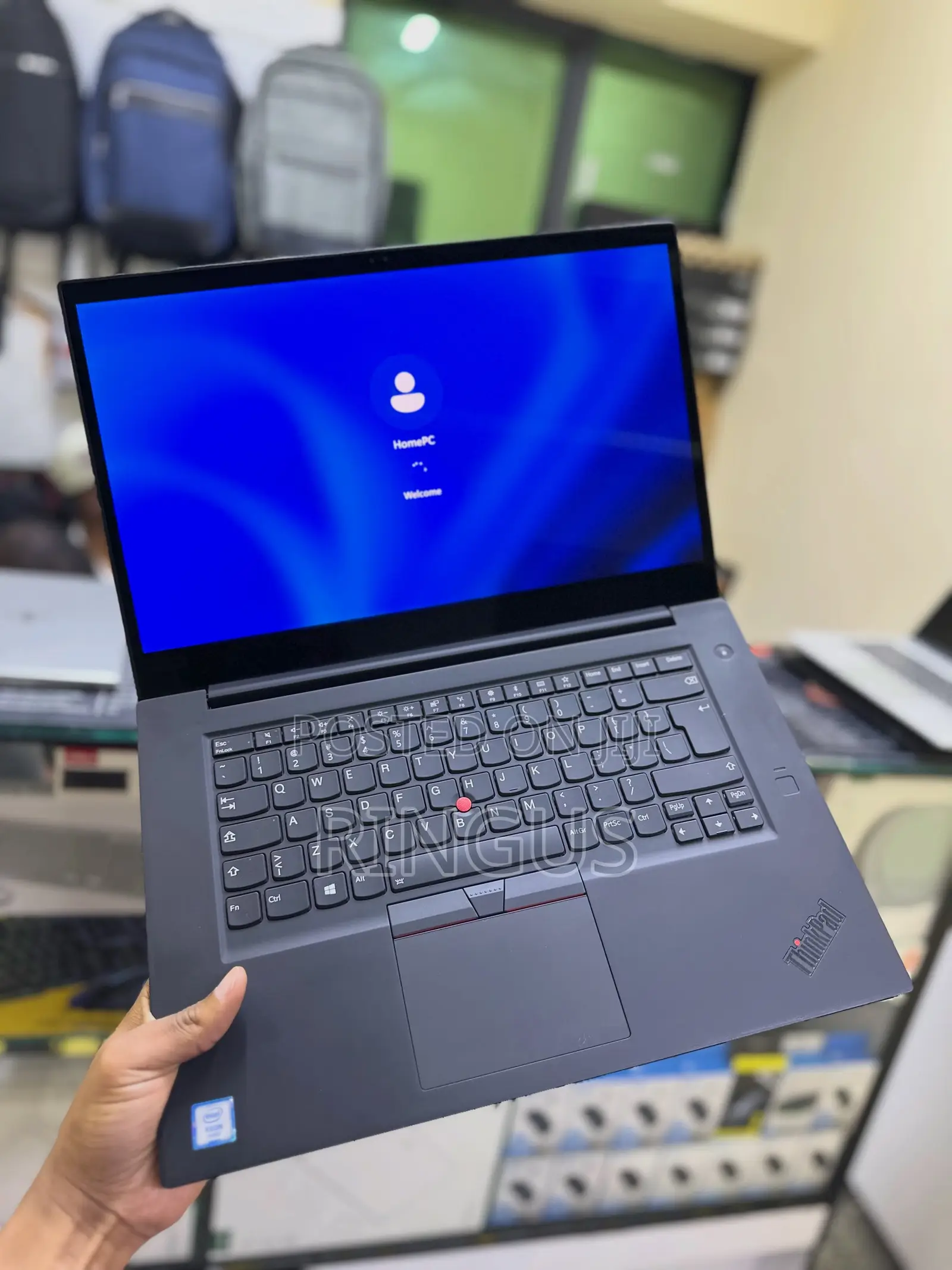Laptop Lenovo LOQ 15AHP10 16GB Intel Core i7 SSD 512GB
