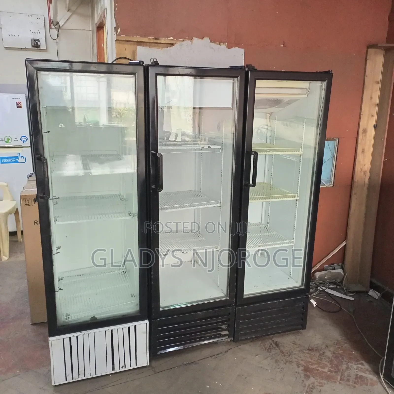 300l ( Black White) Display Fridge
