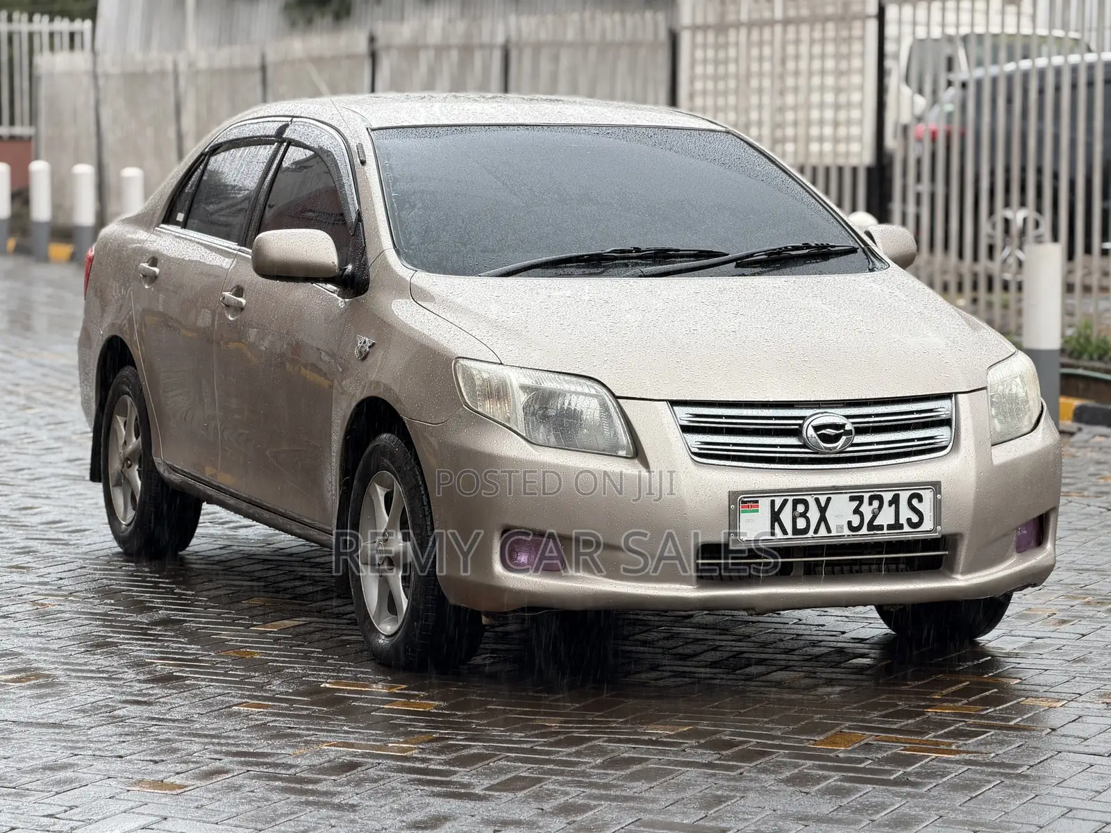 Toyota Axio 2006 Gold