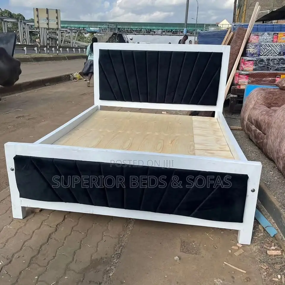 5x6 White Frame Sunray Mocket Bed: Free Delivery