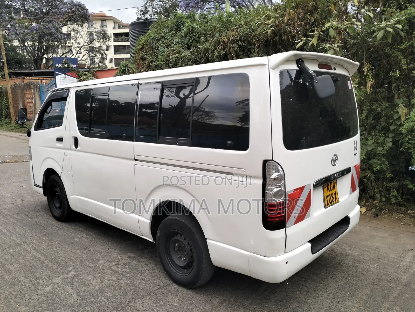 Toyota HiAce 2014 White