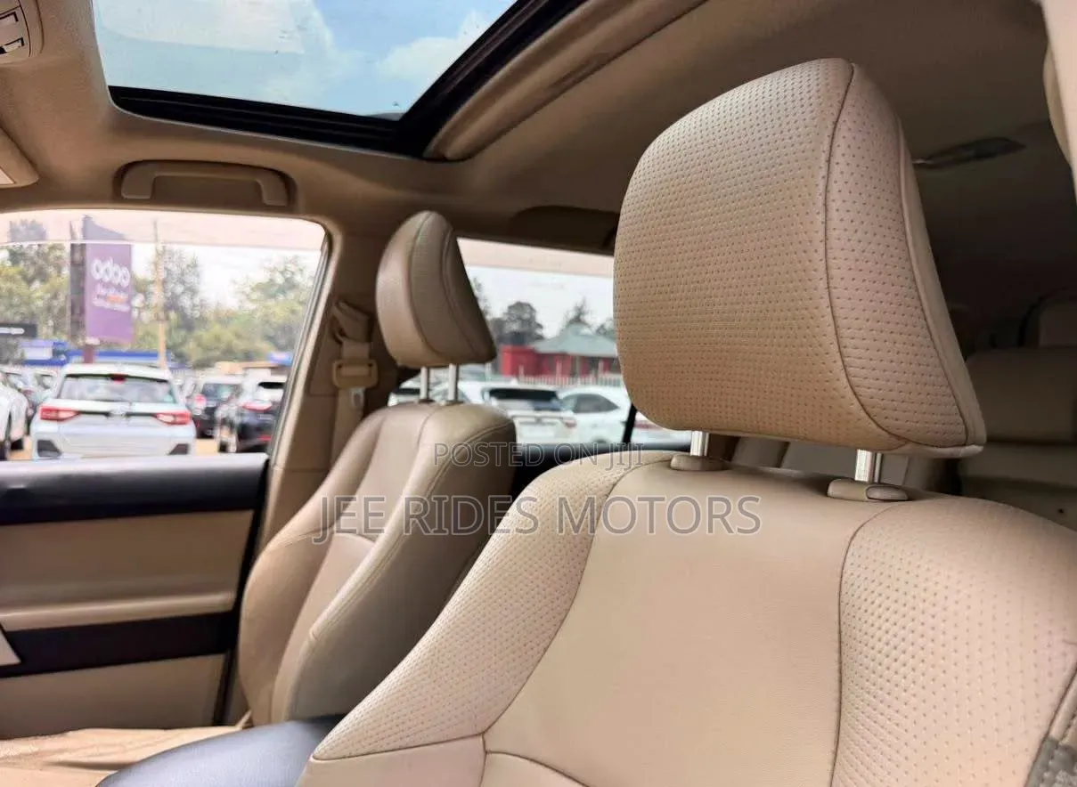 Toyota Land Cruiser Prado 2009 Off white