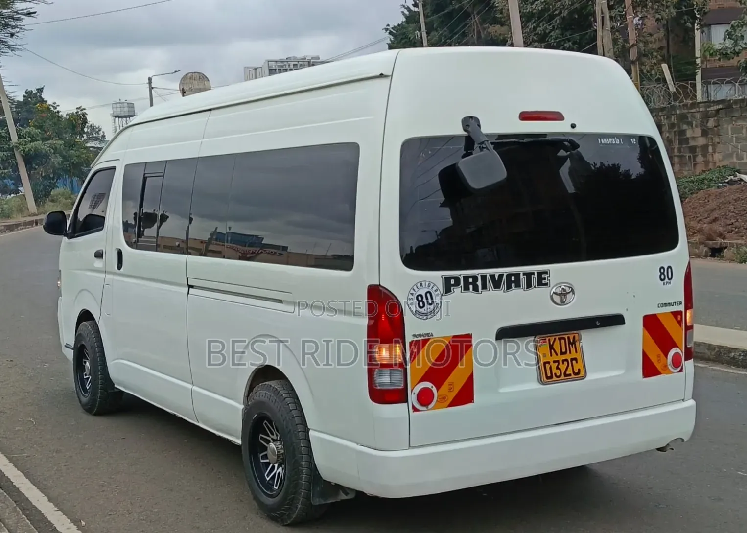Toyota HiAce 2015 White