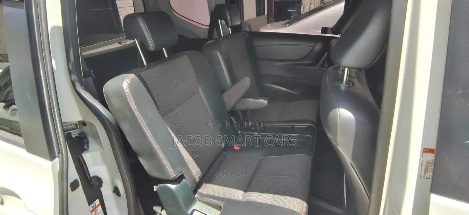 Toyota Sienta 2018 White