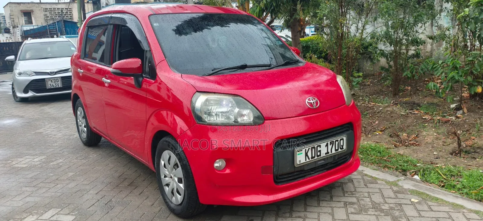 Toyota Porte 2015 Red