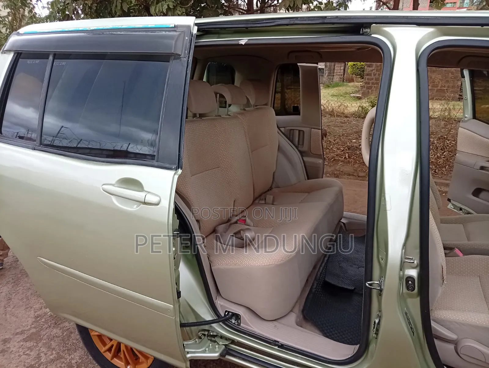 Toyota Raum 2008 Green