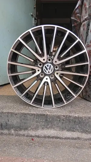 VW Golf Rim 18" Inch