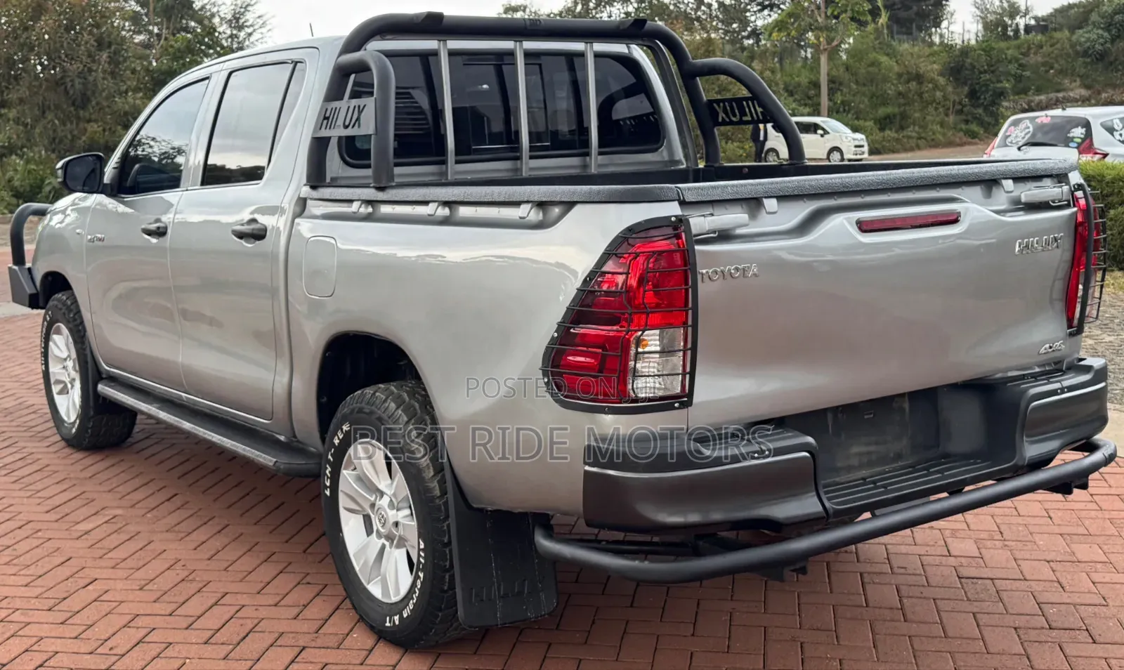 Toyota Hilux Revo Double Cab Deisel 2.4 AWD 2020 Silver