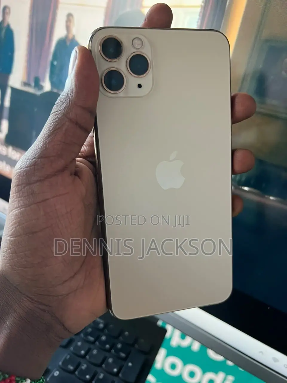 Apple iPhone 11 Pro Max 64 GB Gold