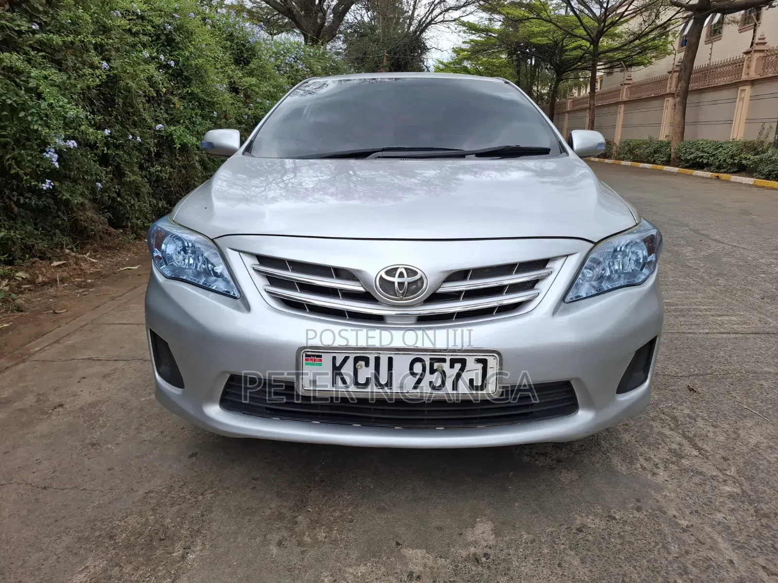 Toyota Corolla Altis 2012 Silver