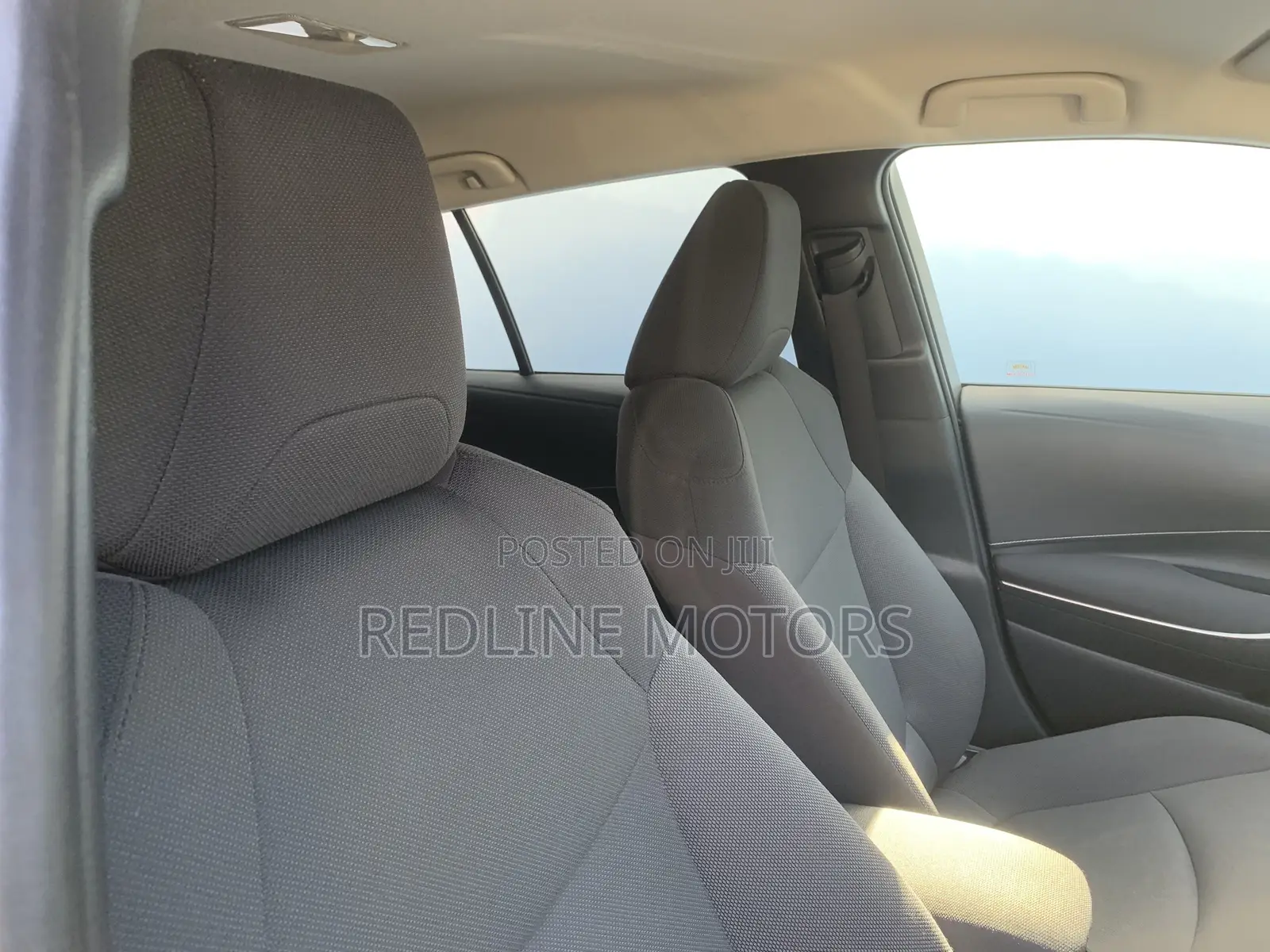 Toyota Corolla LE 2020 Blue