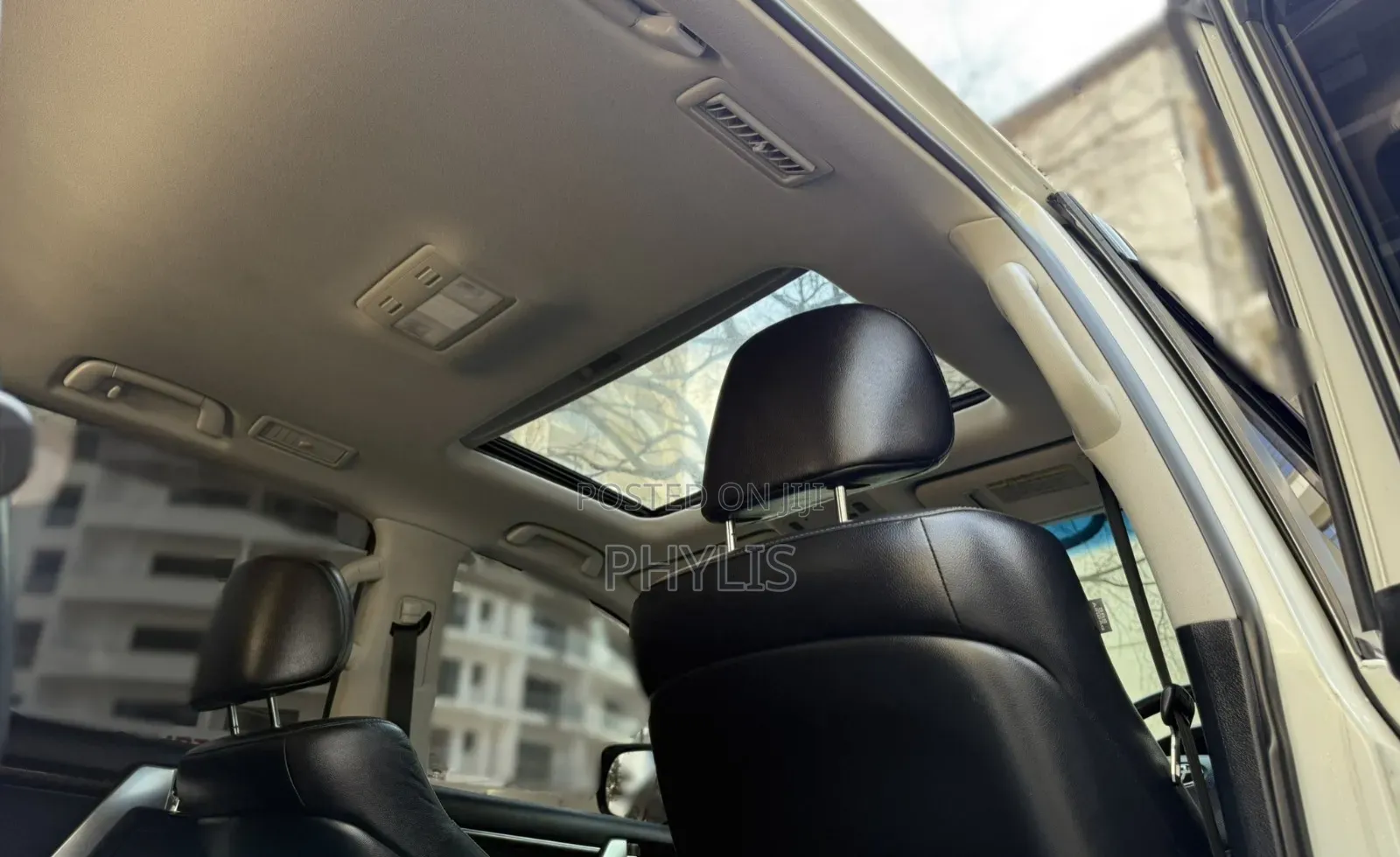 Toyota Land Cruiser 2015 White