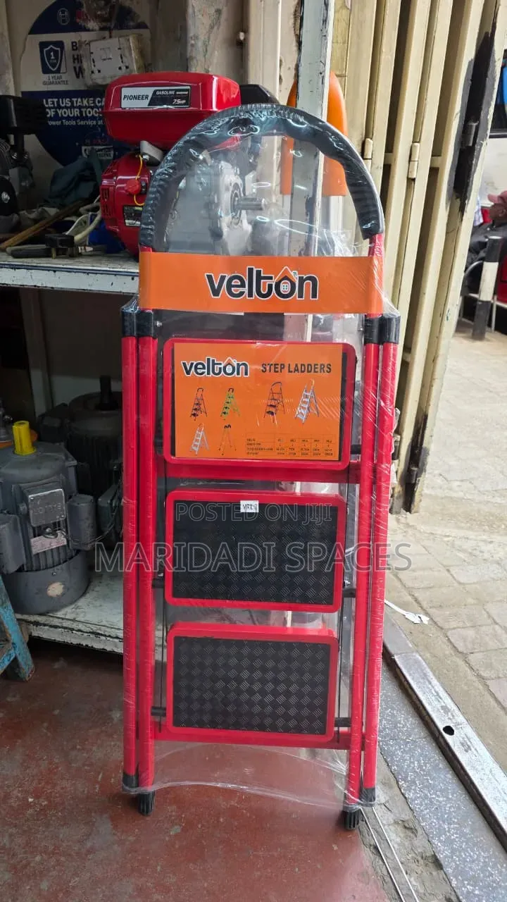 Strong and Durable 3 Tier Step Ladder