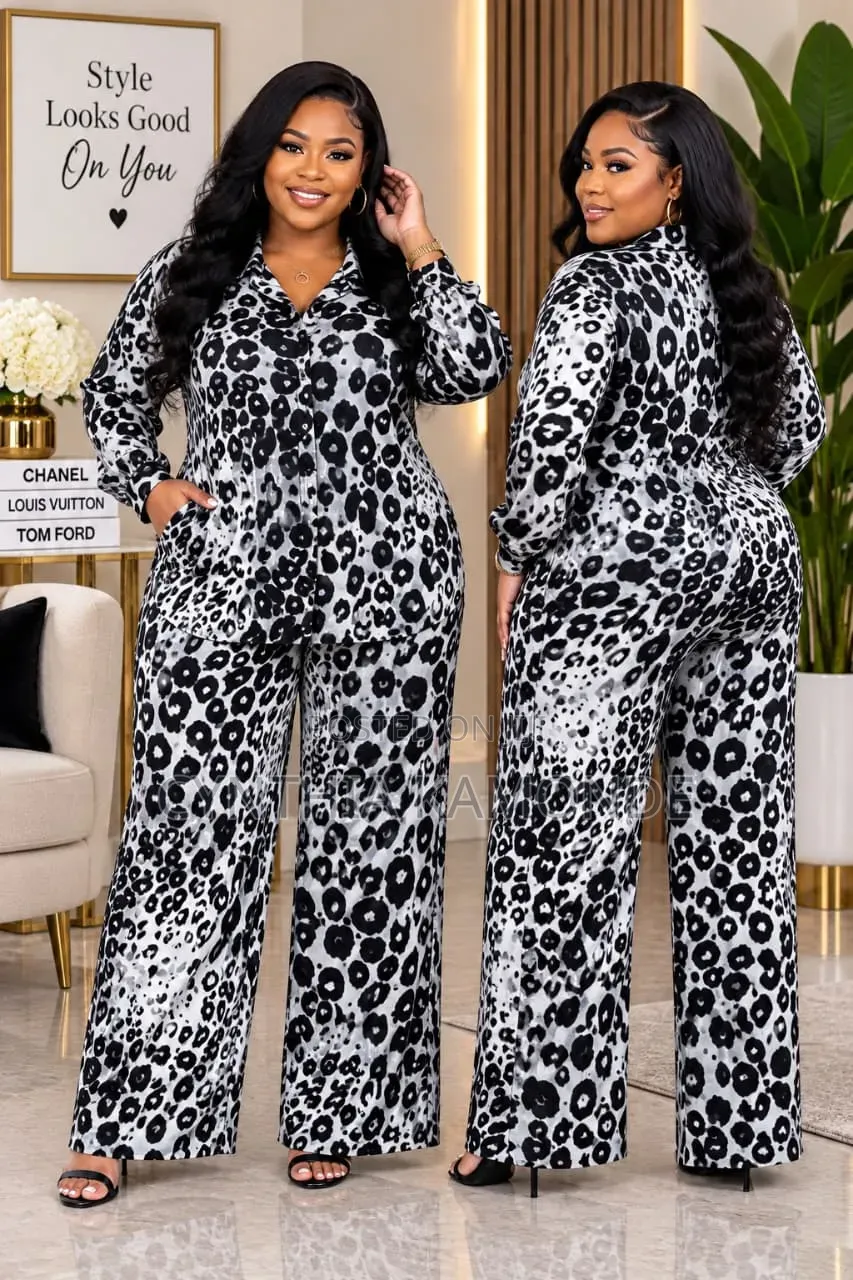 Print Two Pieces Suite