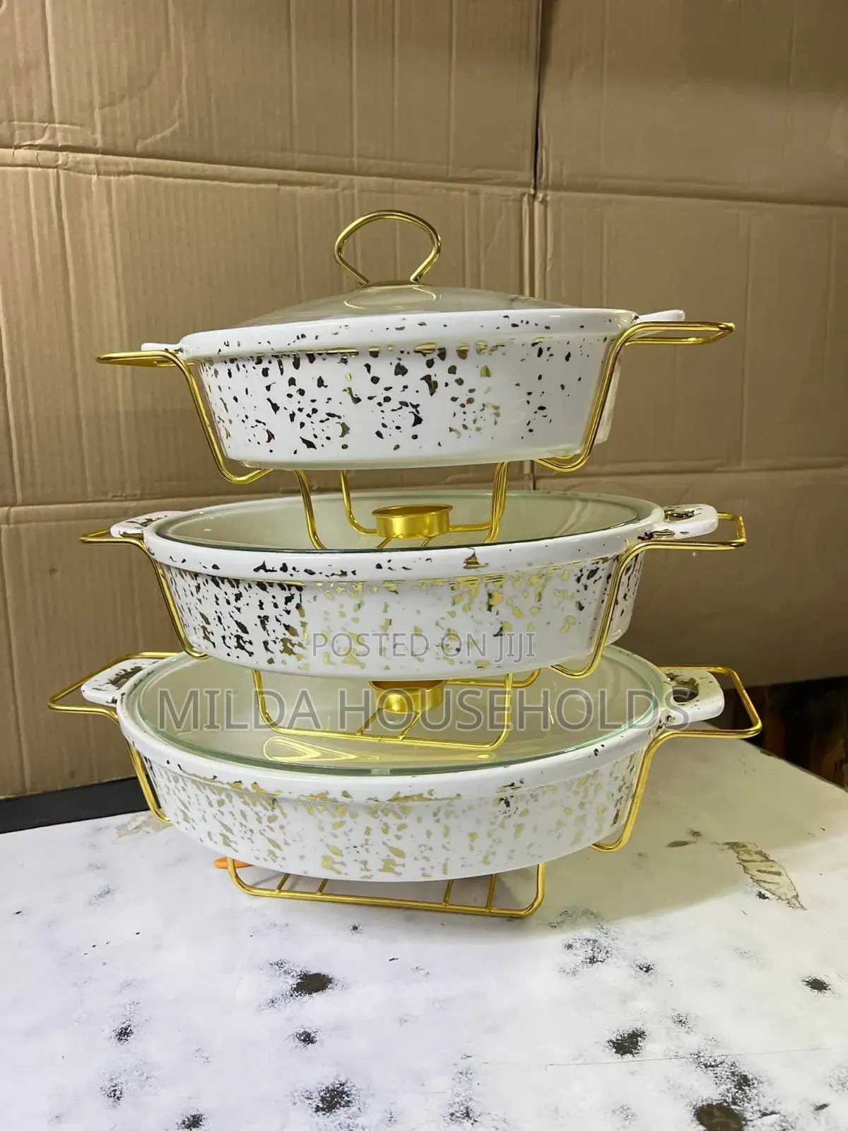 White and Gold Chaffing Dish