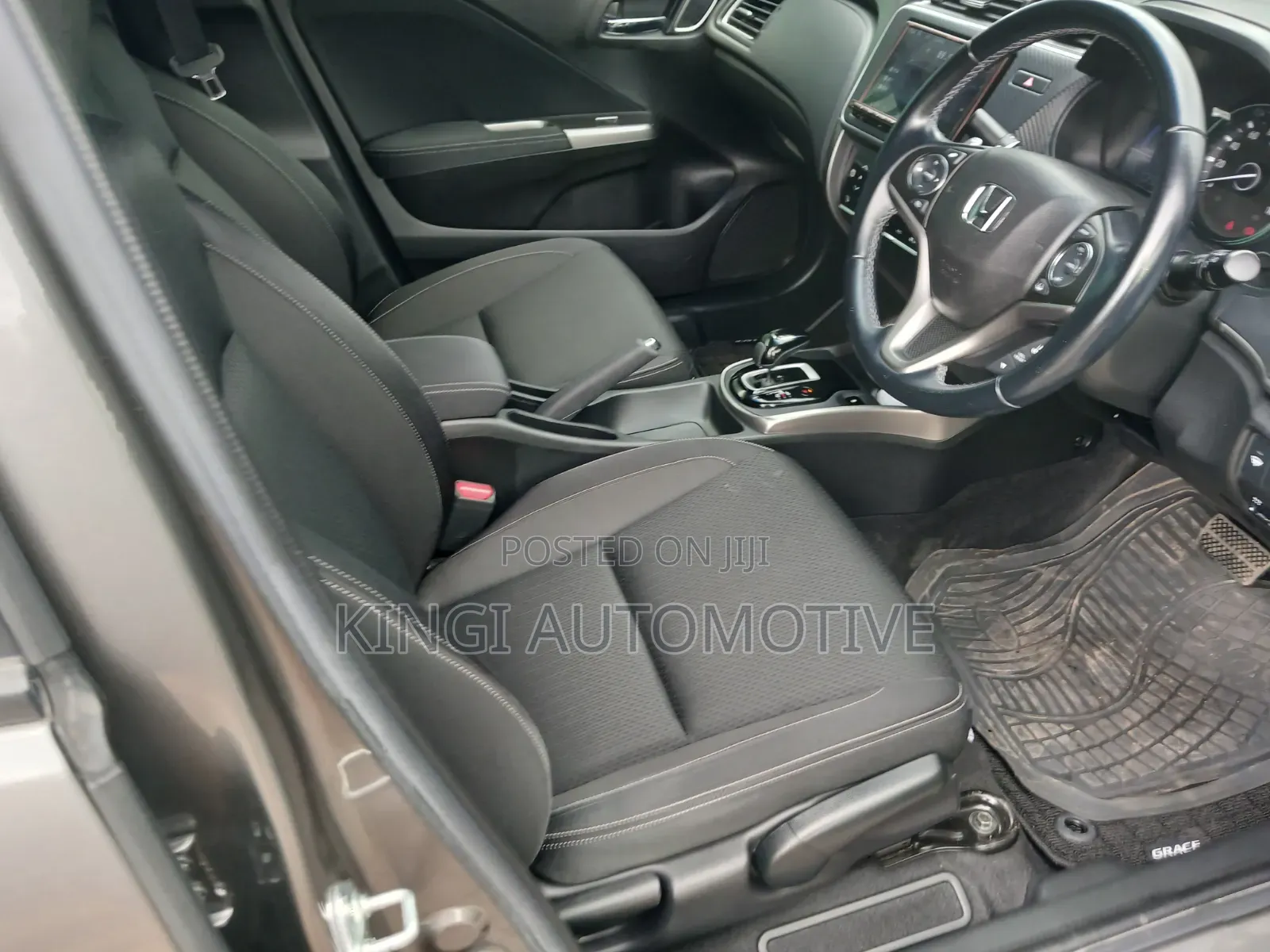 Honda Grace 2020 Gray