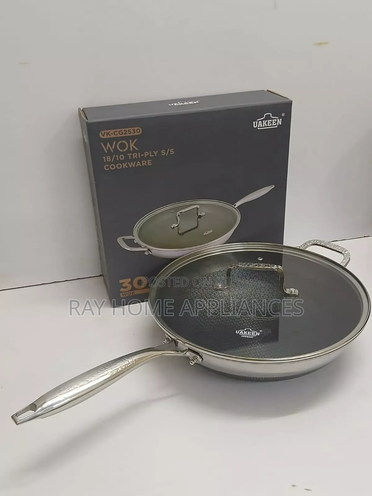 4.5litres. Stainless Steel 30cm Honeycomb Soup Pot