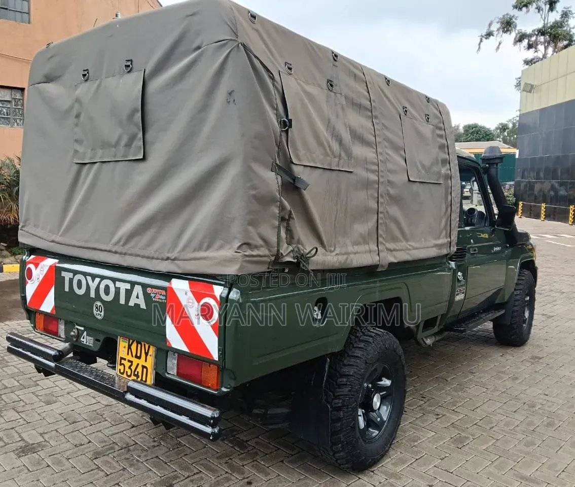 Toyota Land Cruiser 79 Series 2017 Green