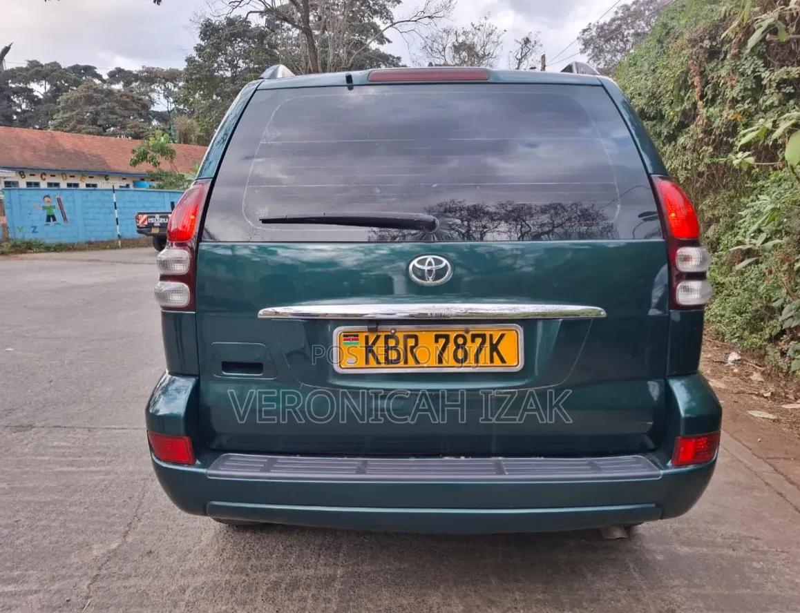 Toyota Land Cruiser Prado 2006 Green