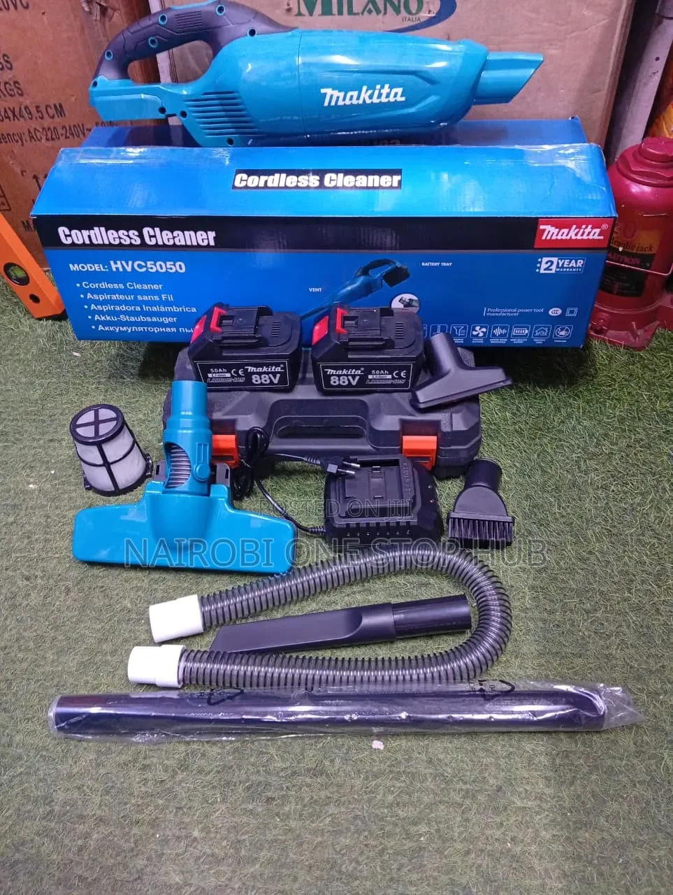 Makita Cordless Vacuum Cleaner