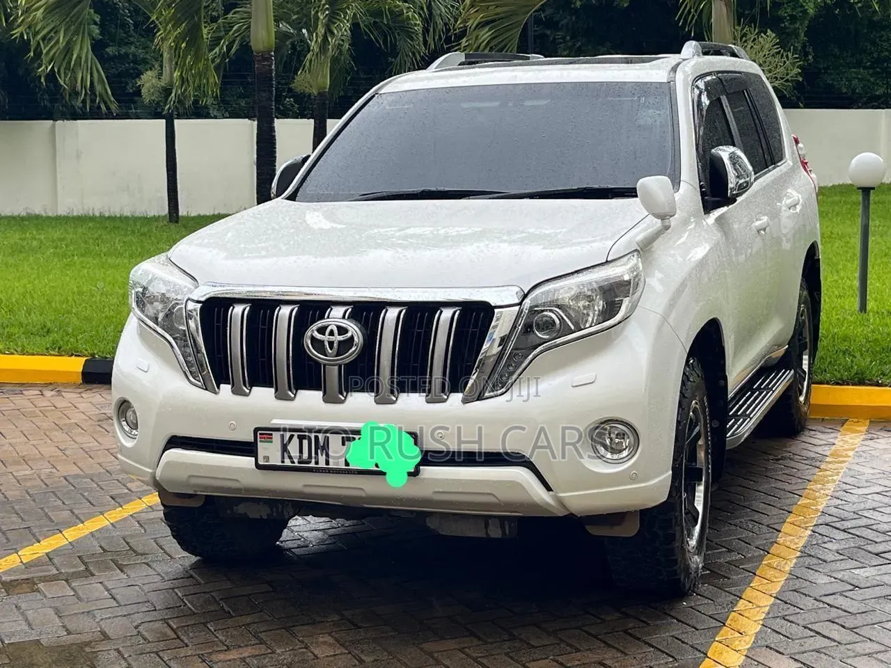 Toyota Land Cruiser Prado 2016 White