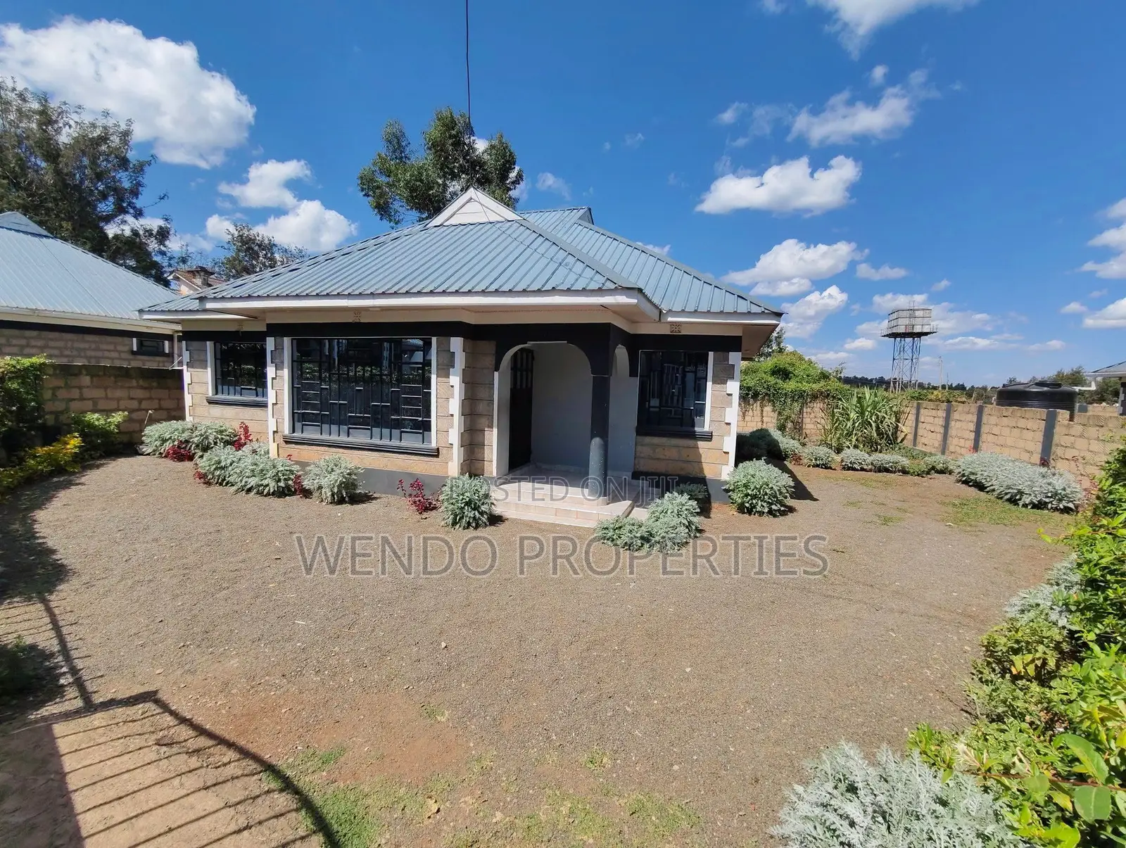 3bdrm Bungalow in Ngong CBD for rent