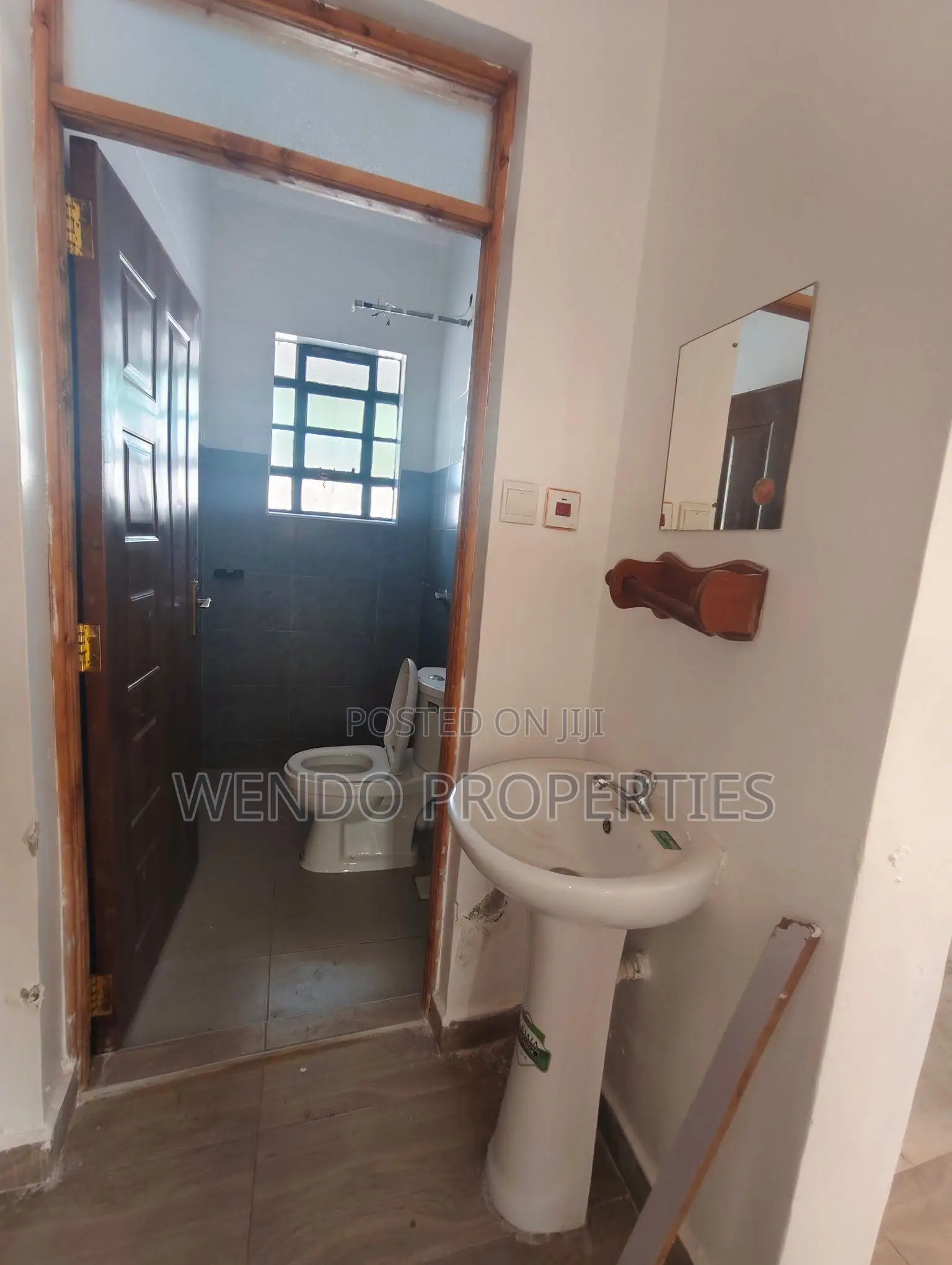 3bdrm Bungalow in Oluulua for rent