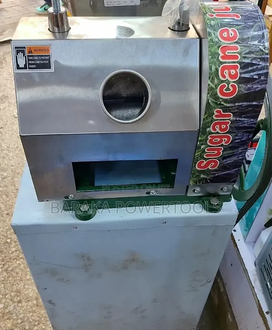 Commercial Sugarcane Juice Extractor / Sugarcane Juicer Machine.