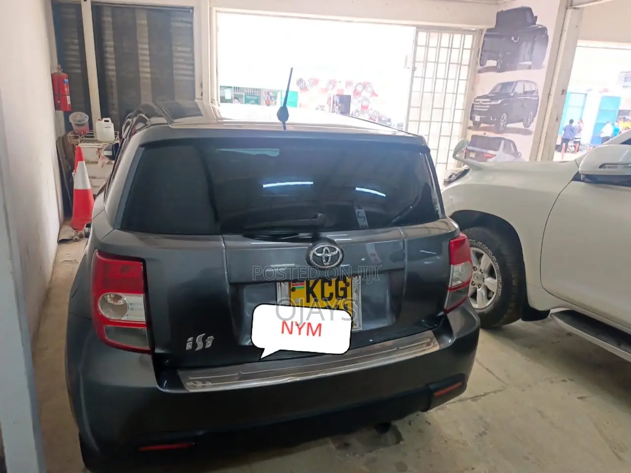 Toyota IST 2009 Gray