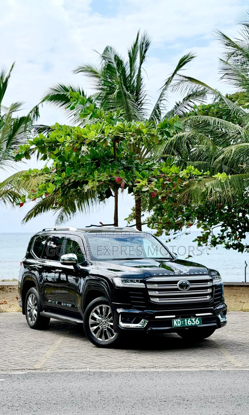 Toyota Land Cruiser Prado 2023 Black
