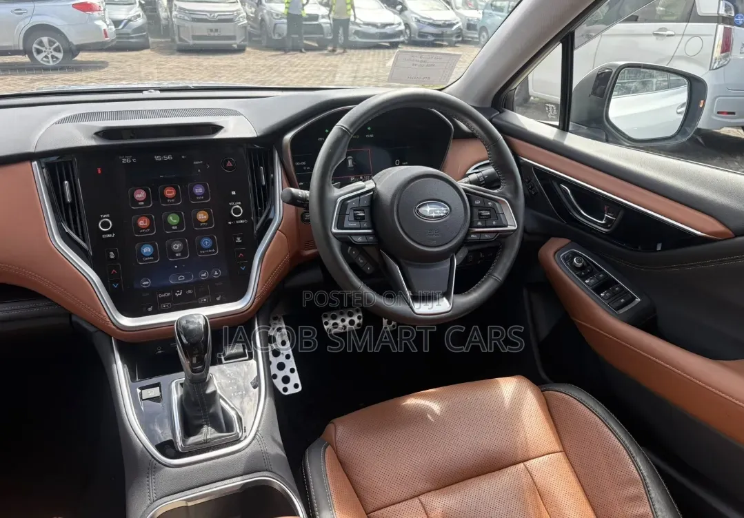 Subaru Outback 2022 Silver