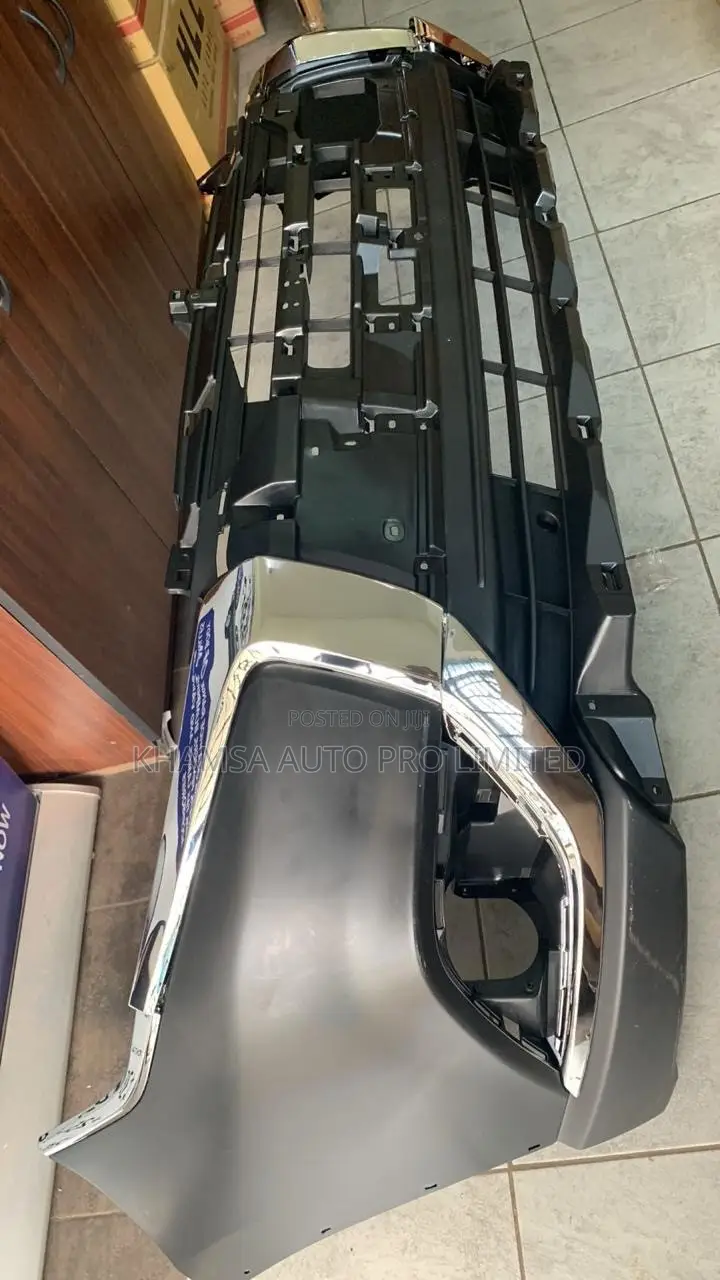Outlander 2017 Bumper Chromes