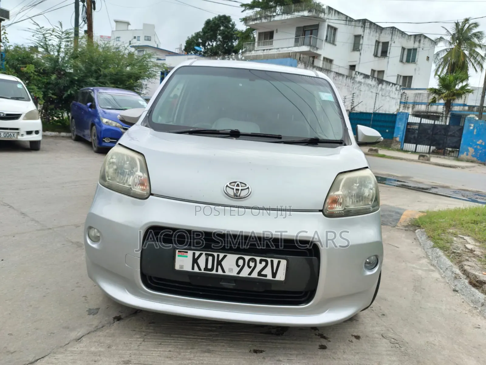 Toyota Porte 2015 Silver