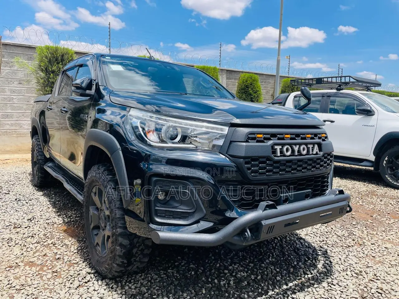 Toyota Hilux 2020 Black