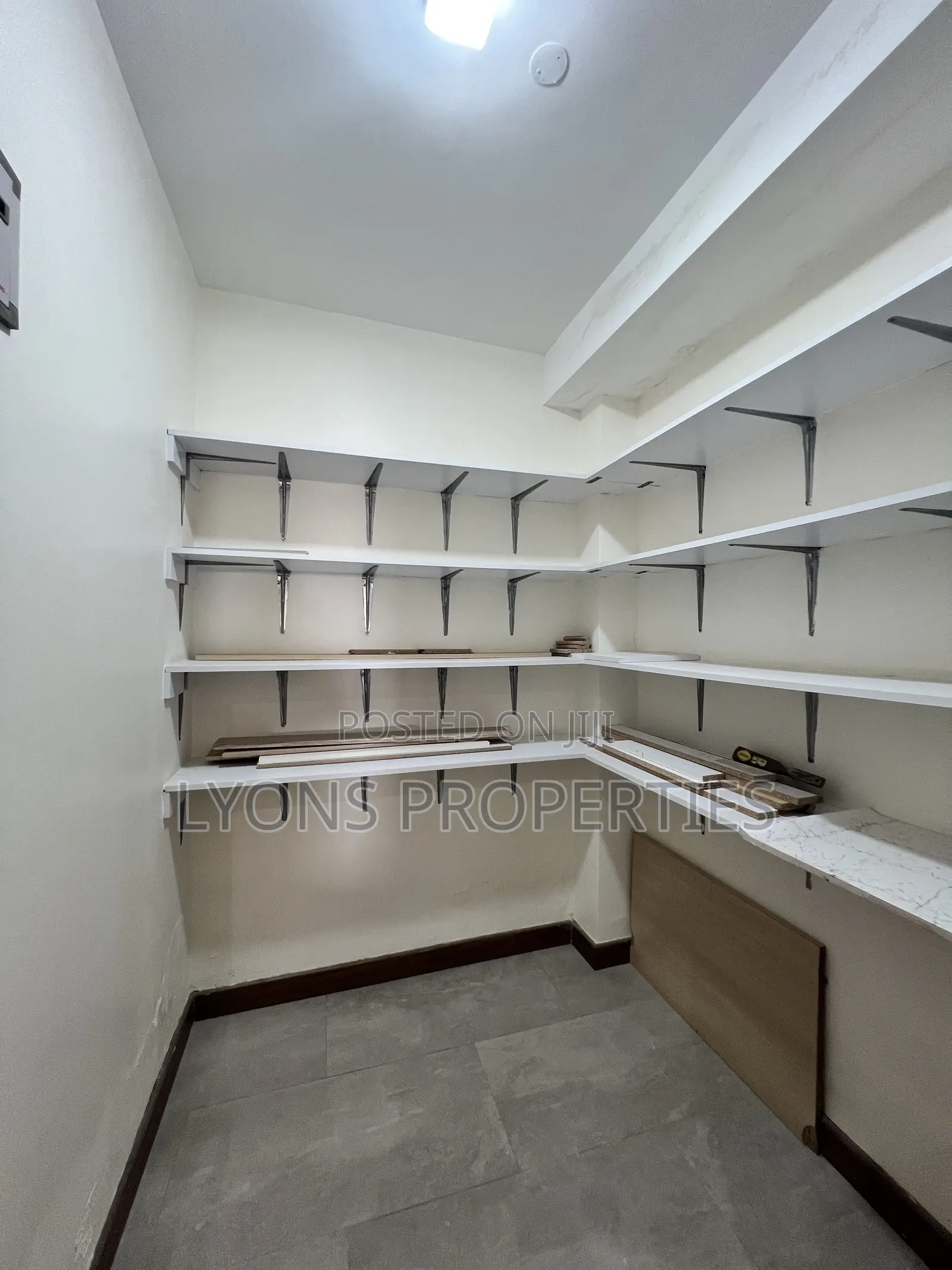4bdrm Apartment in Kileleshwa for rent