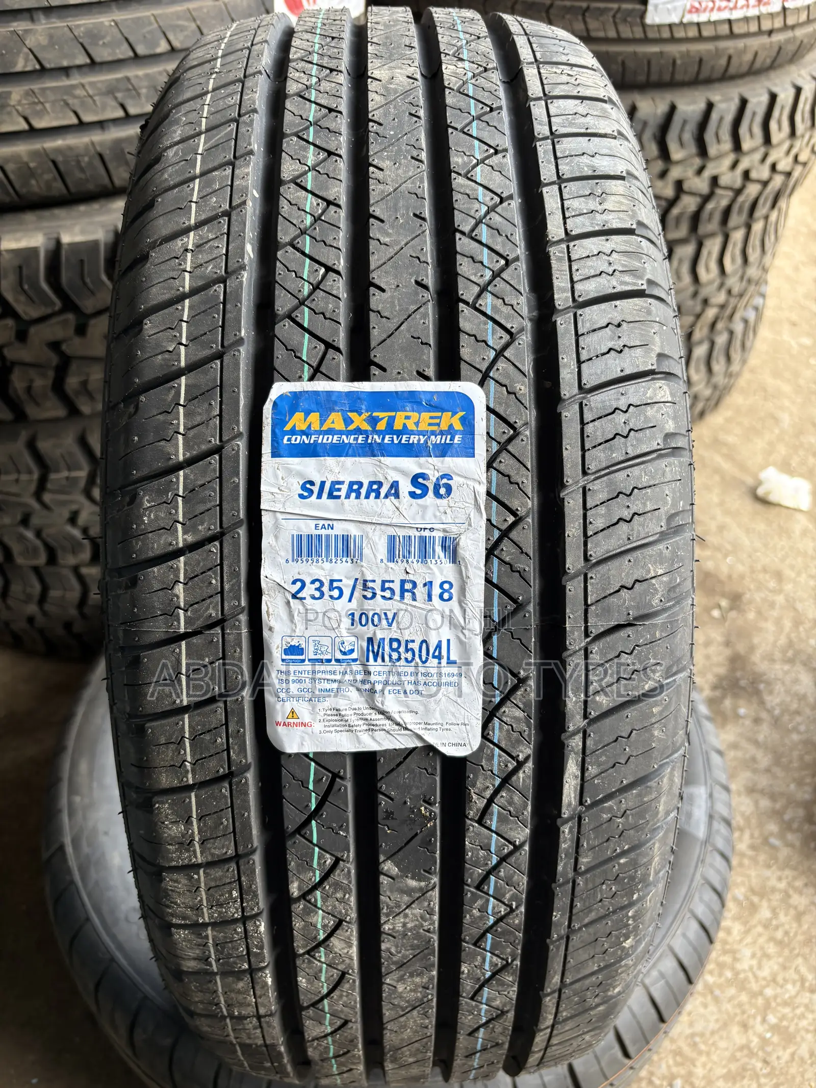 235/55r18 100V Maxtrek Tyre