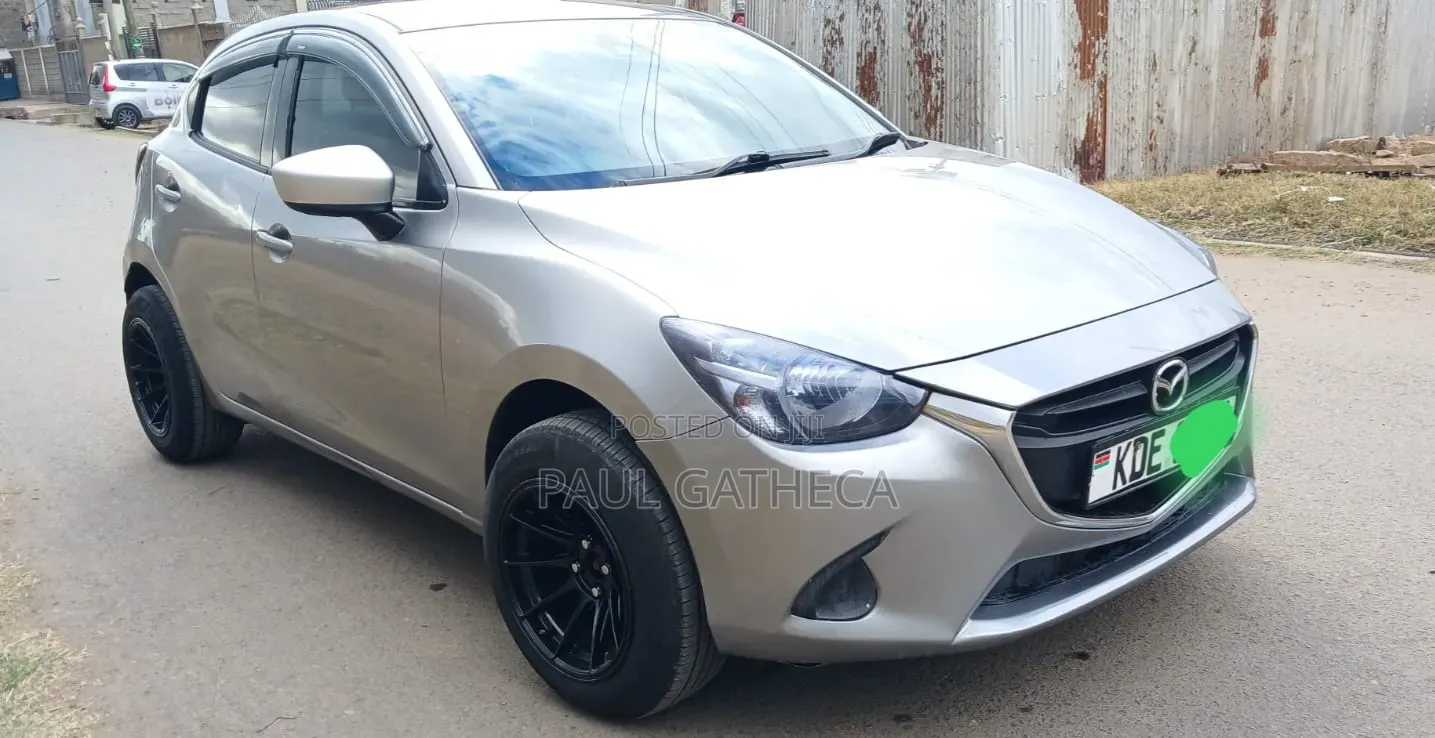 Mazda Demio 2014 Gray