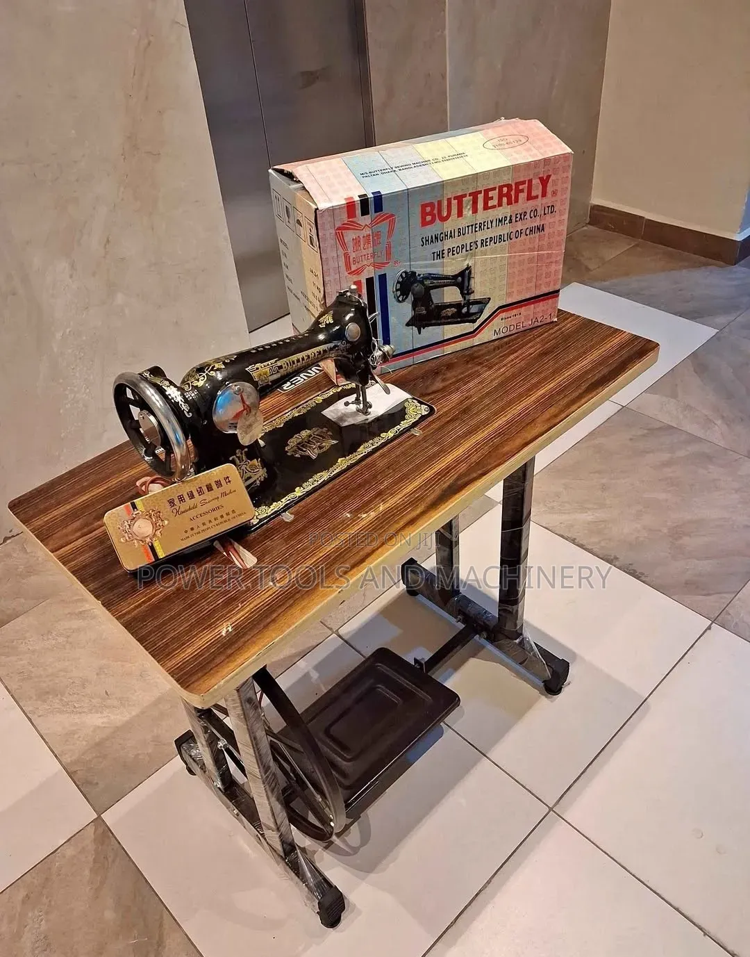 Complete Butterfly Sewing Machine With Imported Table