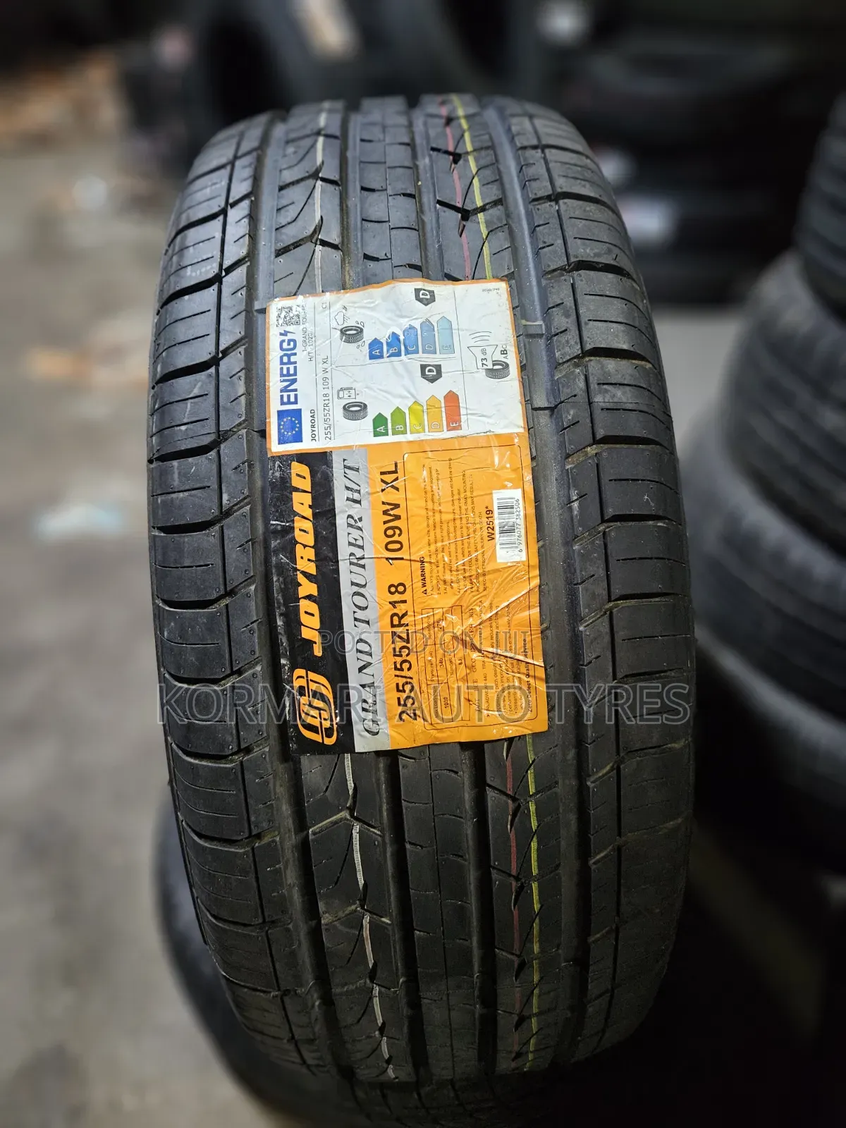 255/55r18 Joyroad Tire