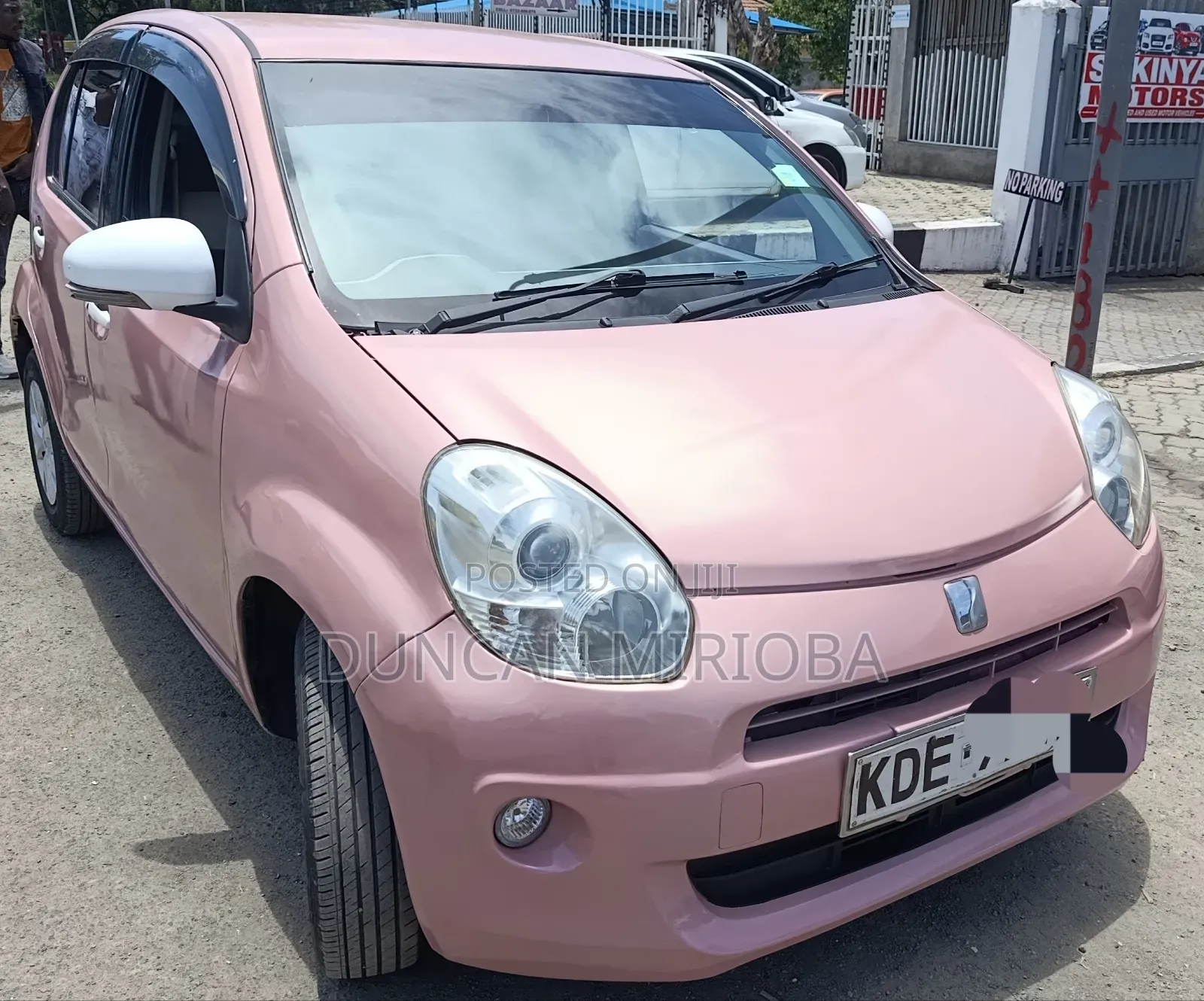 Toyota Passo 2014 Pink