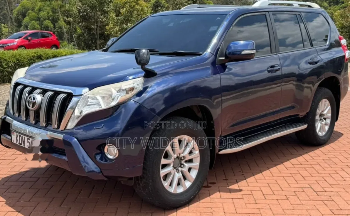 Toyota Land Cruiser Prado 2013 Blue