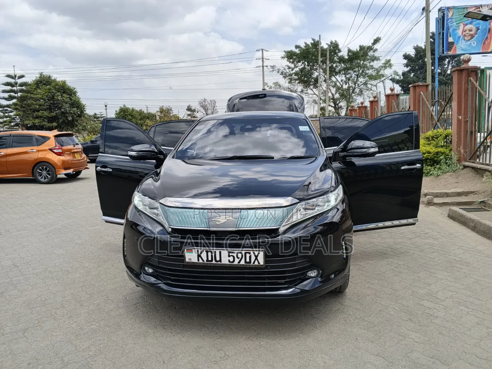 Toyota Harrier 2018 Black