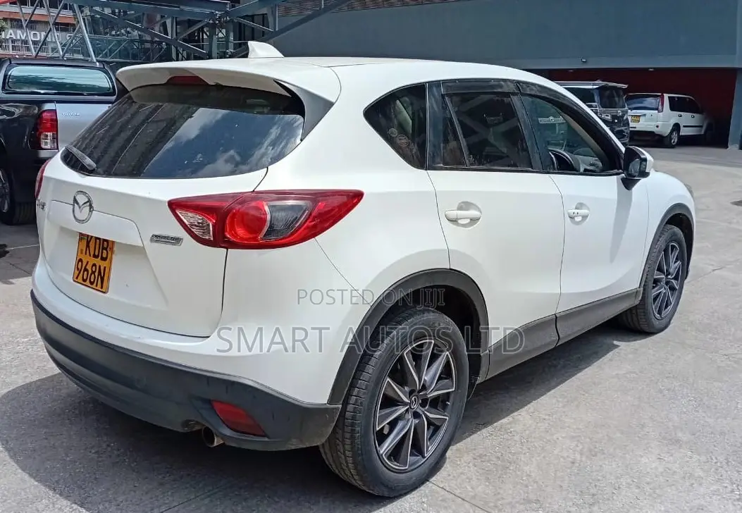 Mazda CX-5 2.2 Diesel FWD 2013 White