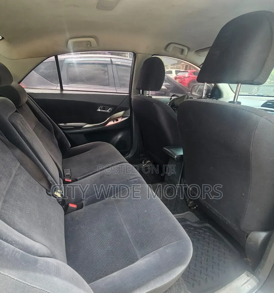 Toyota Allion 2013 Silver