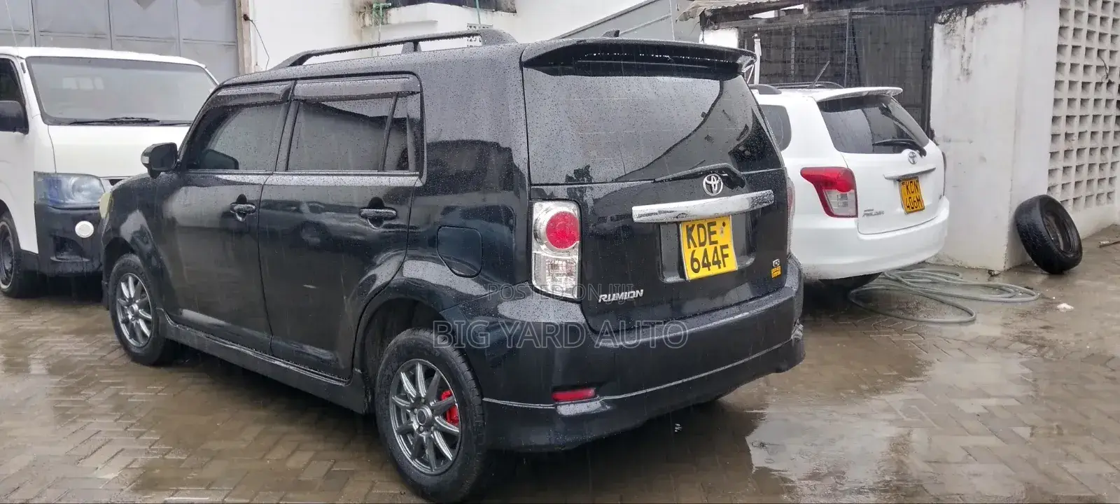 Toyota Rumion 2024 Black